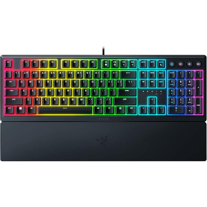 Razer Ornata V3 black gaming keyboard with magnetic wrist rest